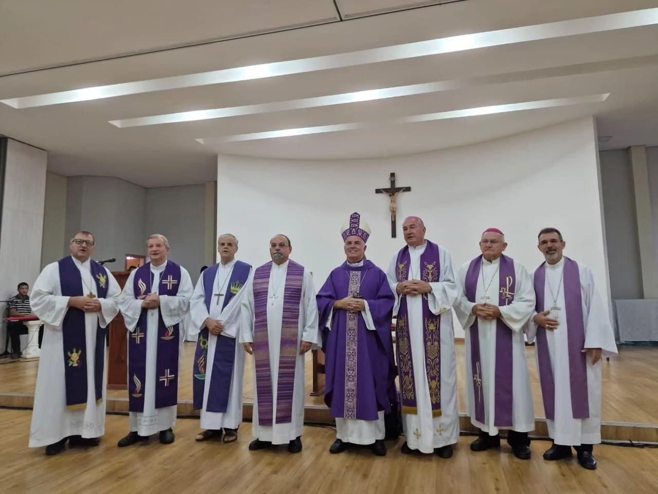 Visita anual dos bispos do Regional Oeste 2 à UNIFAAC